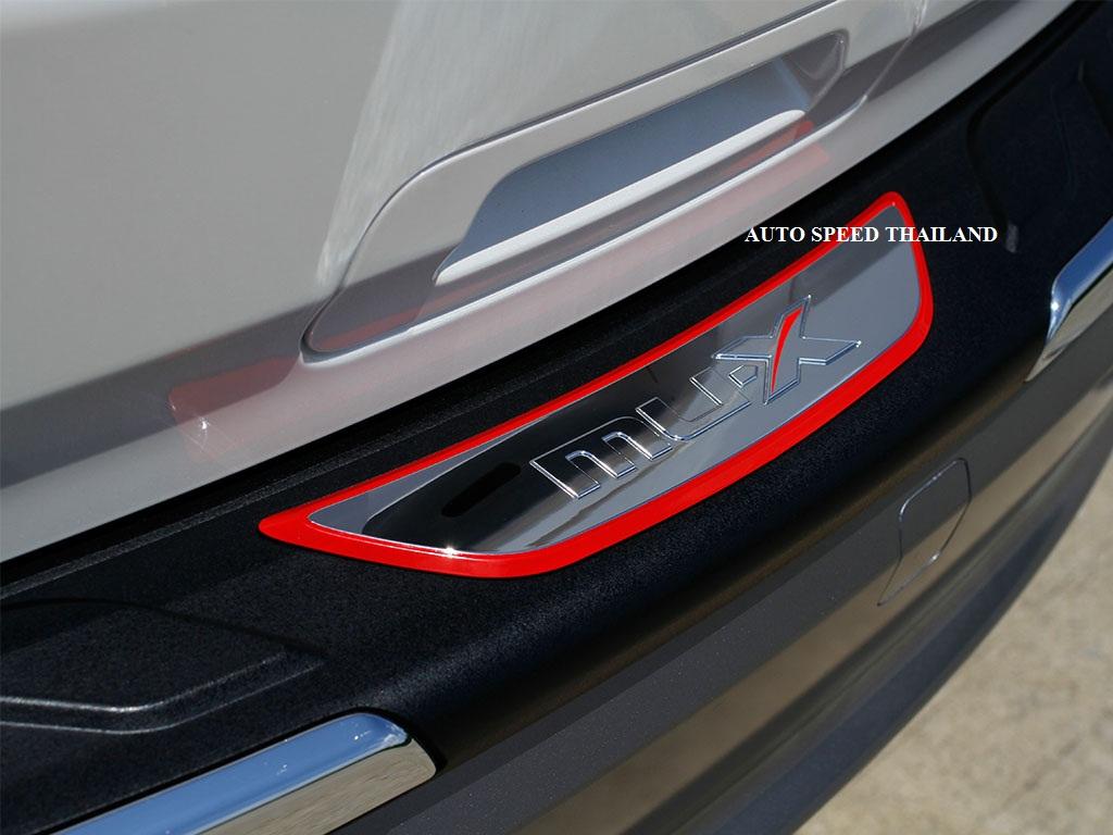 Rear Bumper Guard Mu-X 2017..jpg