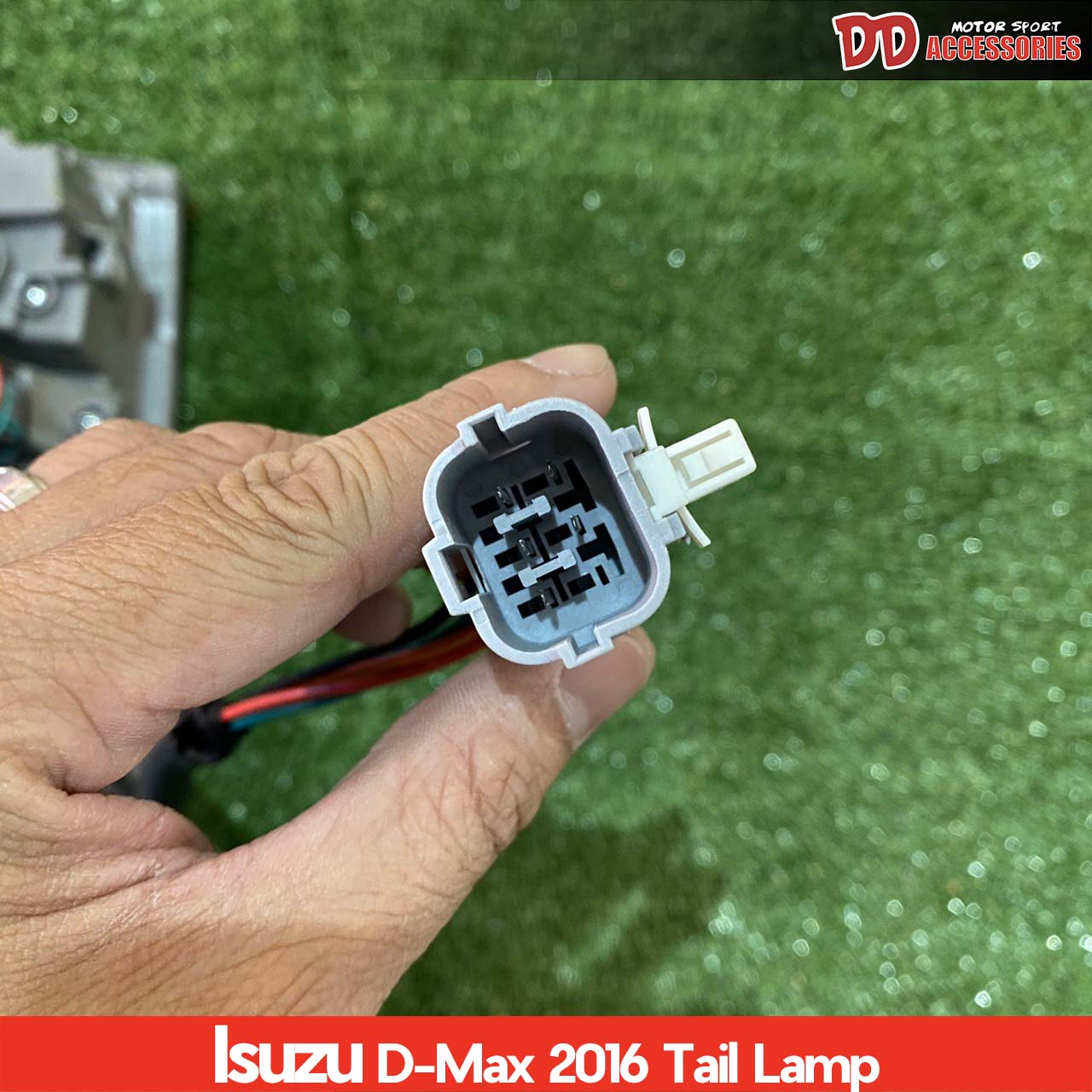ไฟท้าย ISUZU D-MAX 2016 สี smoke เดิมๆ มาพร้อมขั้วและสายไฟครบชุด 4 cd5a0db7fa13f239cfb02f721eb30ab2