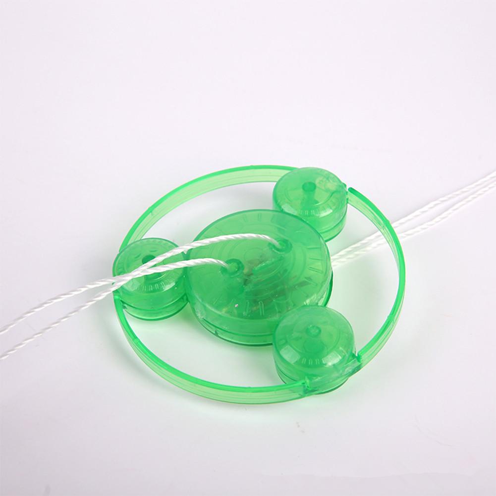 LT【ready Stock】Kids ดึงมือส่องสว่างมู่เล่ของเล่นแสง LED Up แฟลช Gyro ของเล่น Novelty เด็กวันเกิดของขวัญ
