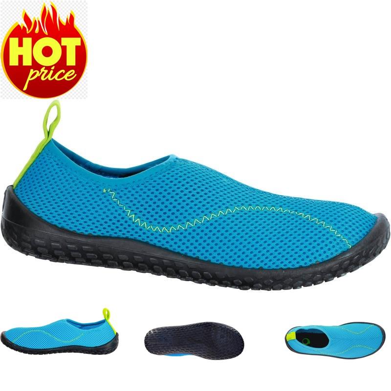 รองเท้าลุยน้ำ สำหรับเด็ก รุ่น 100 (สีฟ้าอ่อน)