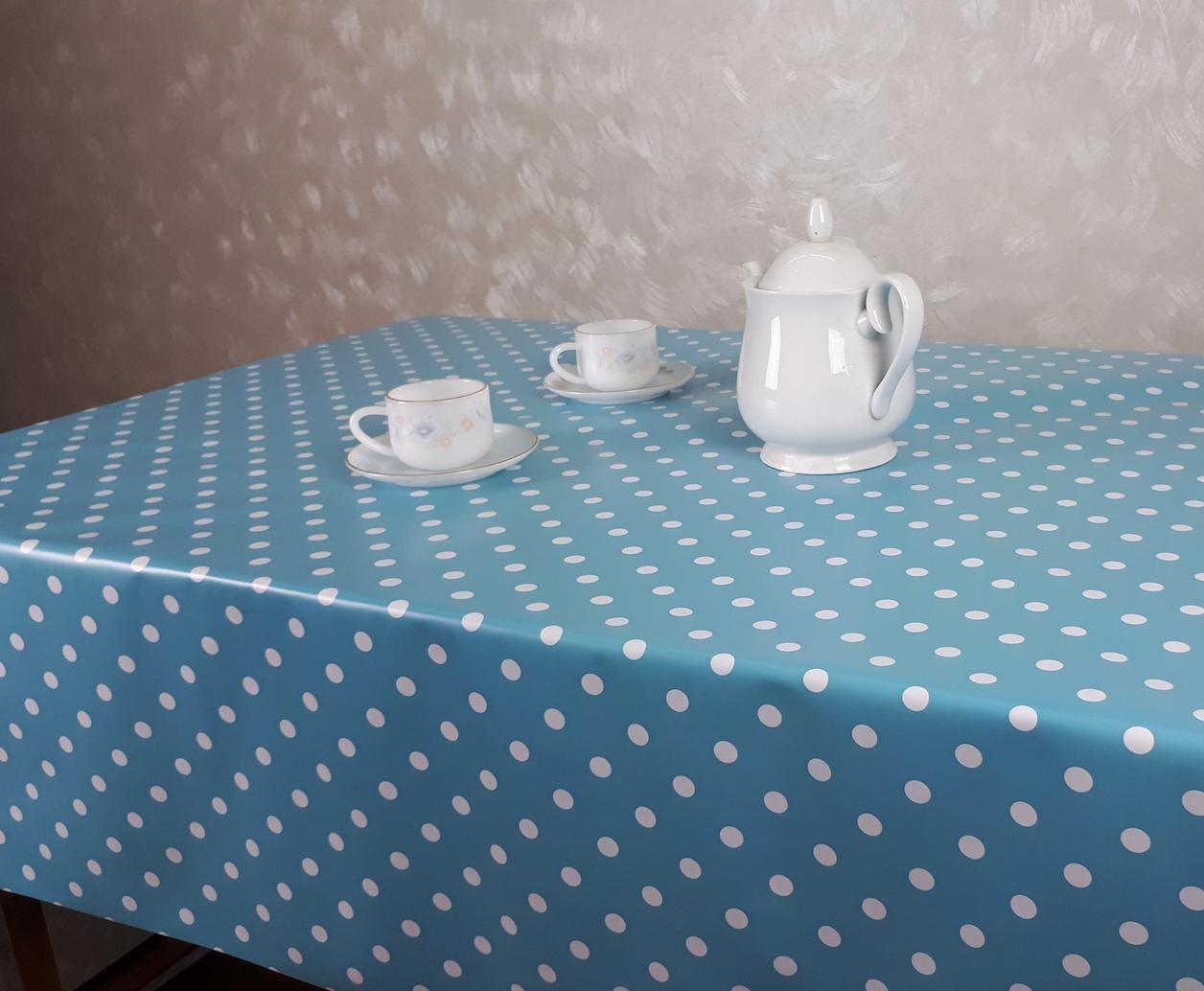 ผ้าปูโต๊ะ พลาสติกปูโต๊ะ ผ้ายางปูโต๊ะ ผืนยาว ลายจุด สีฟ้า (ขนาด 1.37 x    2.0 ม.)