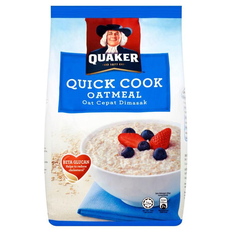 QUAKER Quick Cooking Oatmeal เควกเกอร์ ข้าวโอ๊ต สุกเร็ว 1kg.