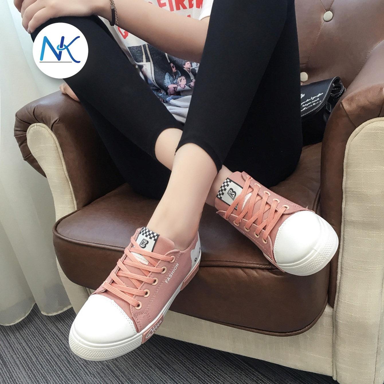 ดูภาพ katoishop รองเท้าผ้าใบผู้หญิง รองเท้าผ้าใบแฟชั่น ลายแมว เพิ่มเติม katoishop รองเท้าผ้าใบผู้หญิง รองเท้าผ้าใบแฟชั่น ลายแมว