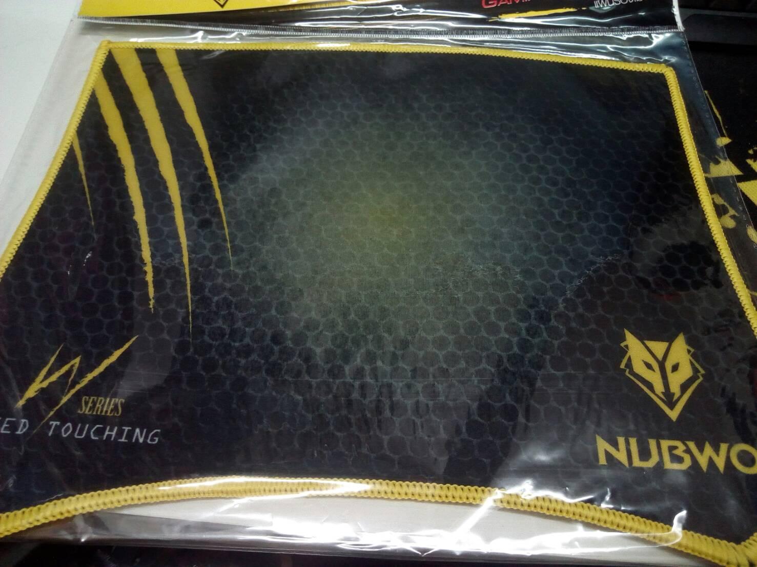 NUBWO MOUSE PAD GAMING (NP015)