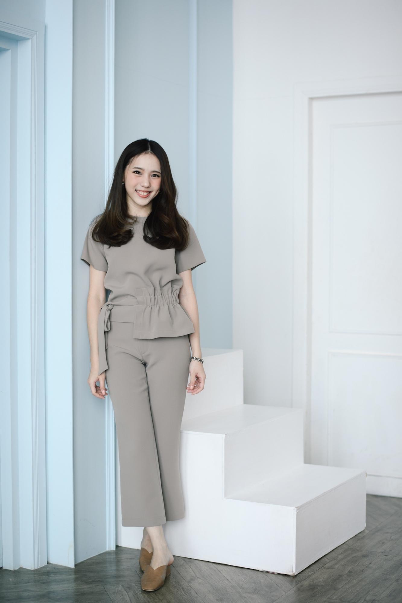 prettythingonme Olivier Pant -สี Charcoal กางเกงขาม้า ใส่สบายมากๆ รุ่นขายดี prettythingonme Olivier Pant -สี Charcoal กางเกงขาม้า ใส่สบายมากๆ รุ่นขายดี