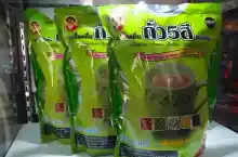 ภาพขนาดย่อของภาพหน้าปกสินค้าแม่อุษา เครื่องดื่ม ถั่ว 5 สี Five colour of Bean drink powder จากร้าน OTOP Sesame drink บน Lazada