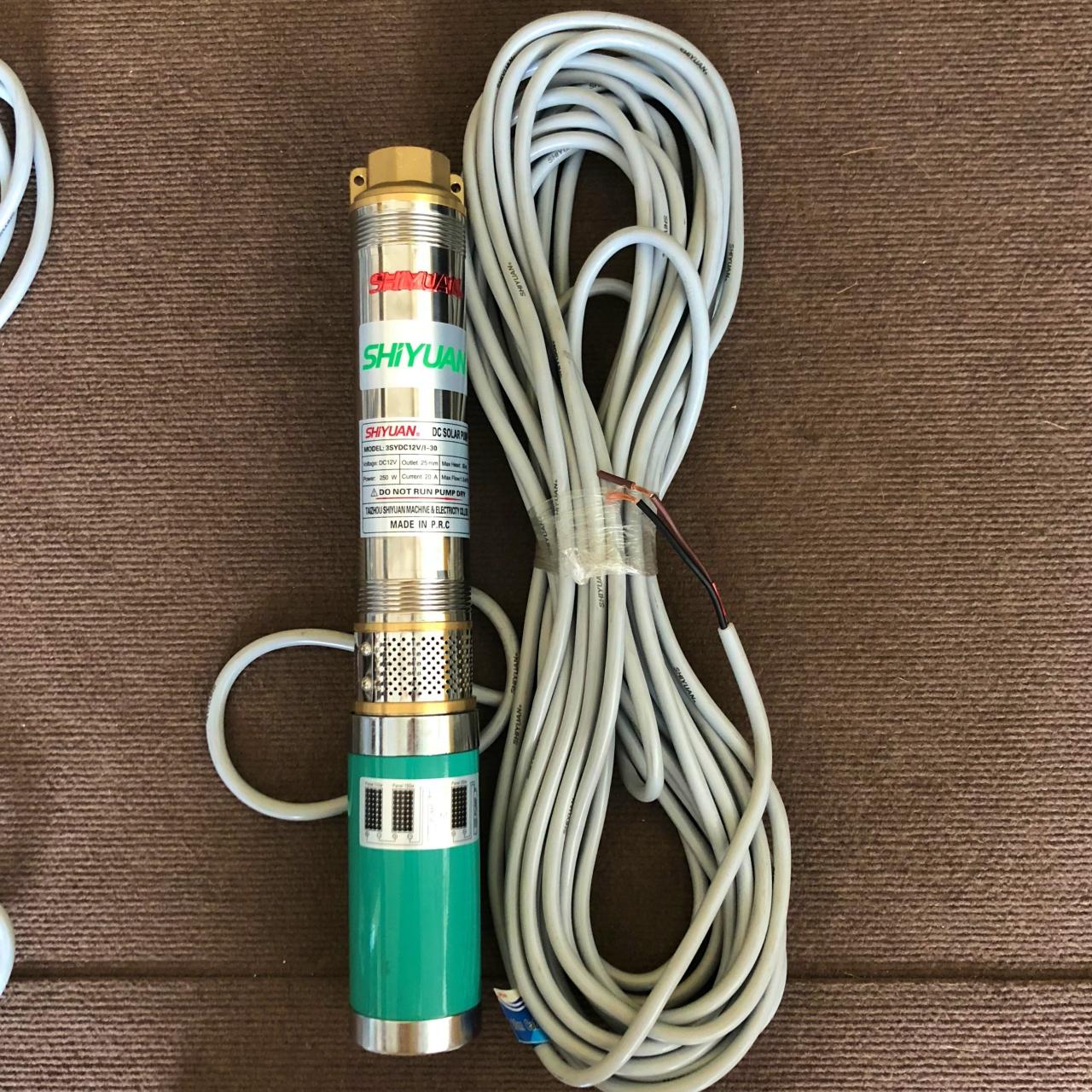 ปั๊มน้ำบาดาล ดีซี โซล่าเซลล์ 12Vdc 250W (ใบพัด) ขาย ปั๊มน้ำบาดาล ดีซี โซล่าเซลล์ 12Vdc 250W (ใบพัด)