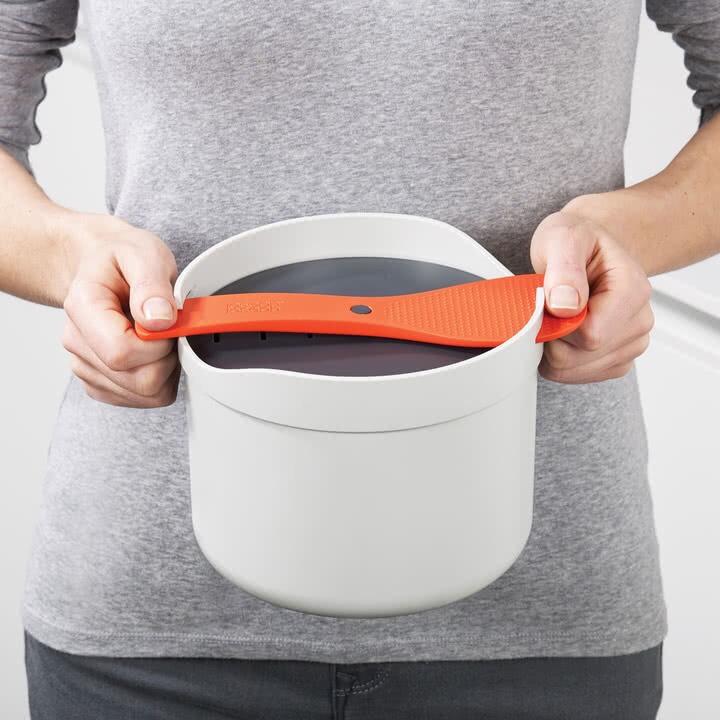 หม้อหุงข้าวสำหรับเข้าไมโครเวฟ M-Cuisine ขนาด 2 ลิตร หม้อหุงข้าวสำหรับเข้าไมโครเวฟ M-Cuisine ขนาด 2 ลิตร