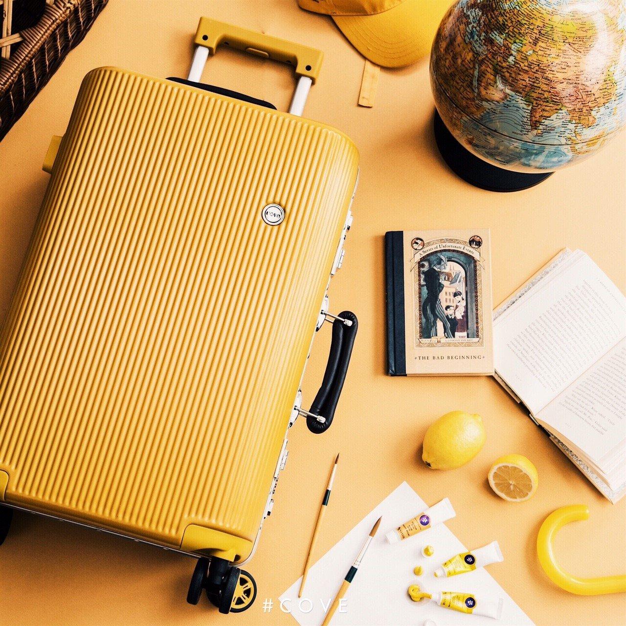 ตรวจสอบ ราคา Cove Luggage กระเป๋าเดินทางล้อลากขนาด 29 นิ้ว รุ่น