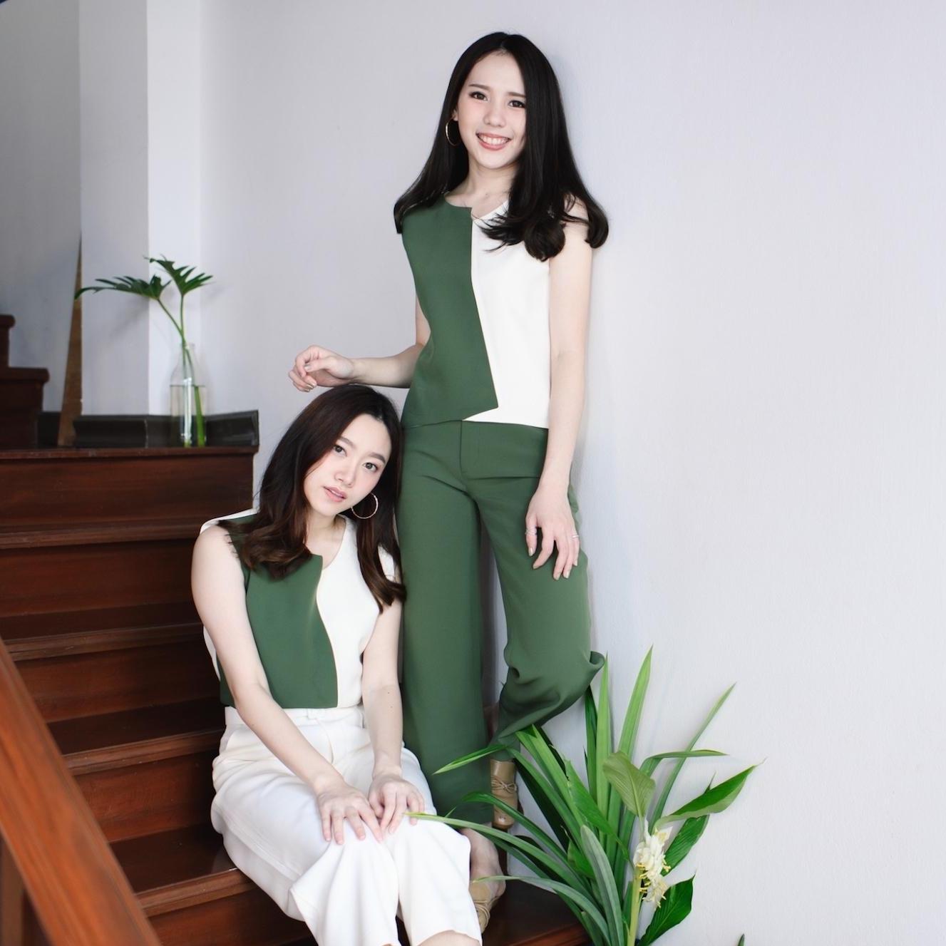 prettythingonme JellyTop เสื้อแขนกุดประกบสีGreen with Cream pre order prettythingonme JellyTop เสื้อแขนกุดประกบสีGreen with Cream pre order