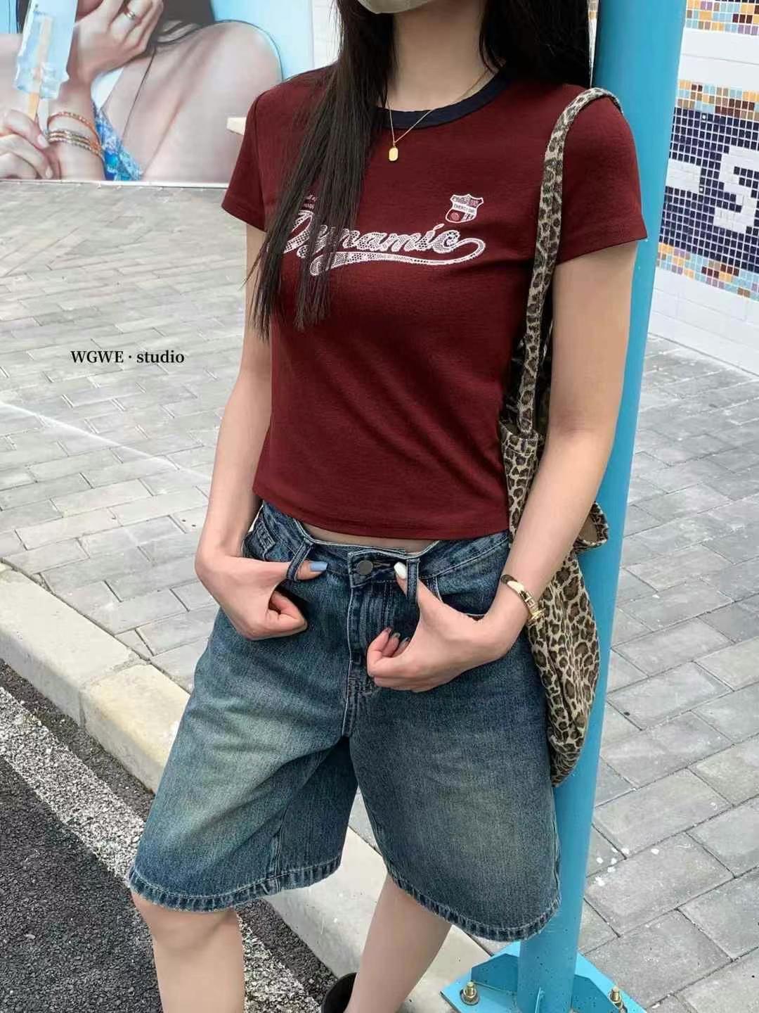 งานเย็บลูกไม้ตัวอักษรช่วงอก.ทรงพอดีตัว ราคา 399 บาท*ส่งฟรี