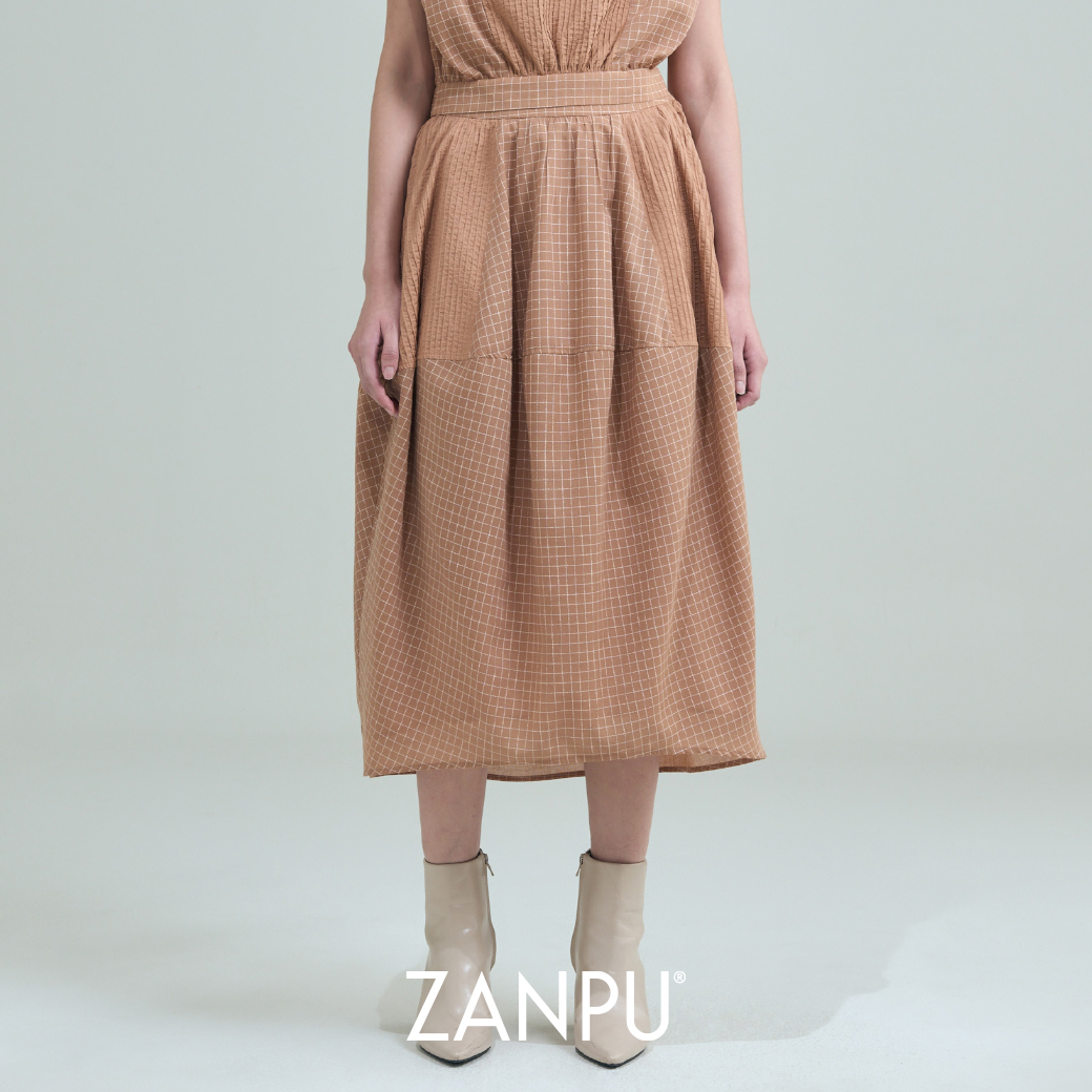 Zanpu Ss26 Grid Balloon Skirt, a Mid-Length Skirt Cut into a Balloon Shape. Sk-9260604 ราคา 3,990 บาท*ส่งฟรี
