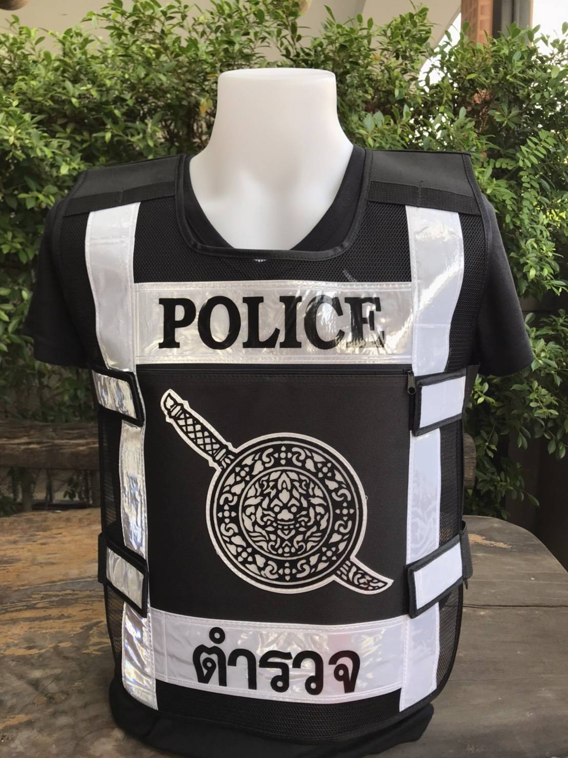 เสื้อตำรวจ เสื้อสะท้อนแสง เสื้อจราจร เสื้อสายตรวจ มี4สี ราคา 359 บาท