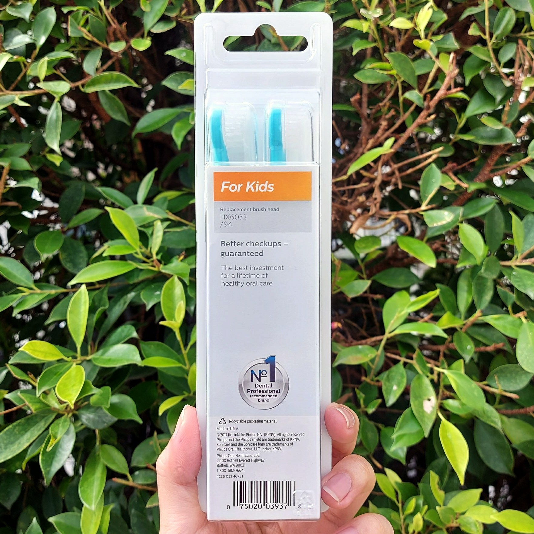 หัวแปรงสีฟันไฟฟ้า 2 ชิ้น สำหรับเด็กอายุ 3 ปีขึ้นไป Sonicare for Kids Replacement Brush Heads HX6032/94(Philips®) ราคา 1,798 บาท*ส่งฟรี