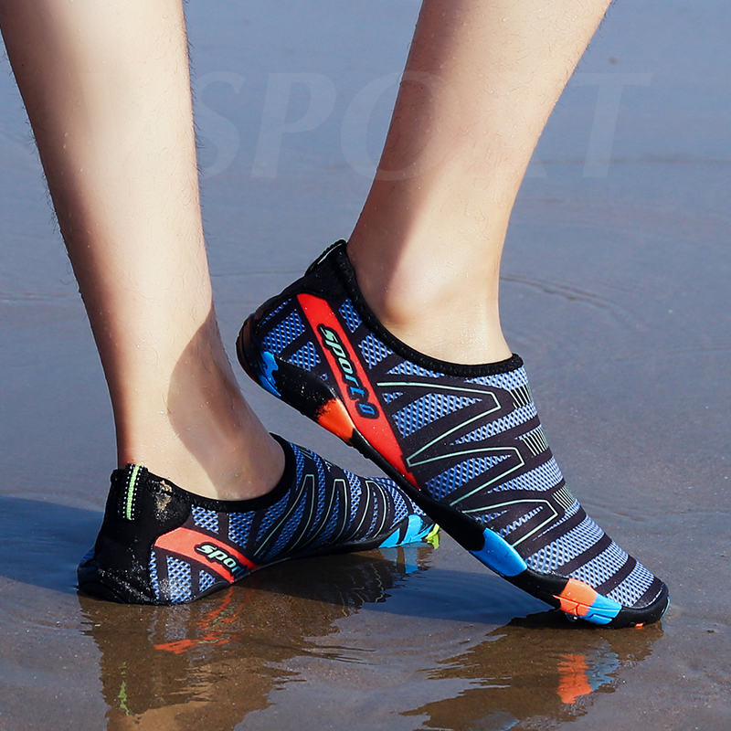 ภาพอธิบายเพิ่มเติมของ (Free shipping) 100% genuine water shoes beach shoes sea shoes