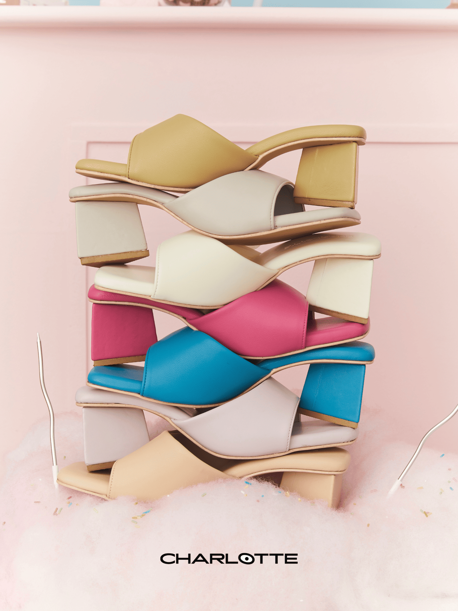 Emma รองเท้าส้นสูง 2 นิ้ว หน้าเท้าเป็นหนังpuนุ่มๆ ส้นสามเหลี่ยม ราคา 390 บาท*ส่งฟรี