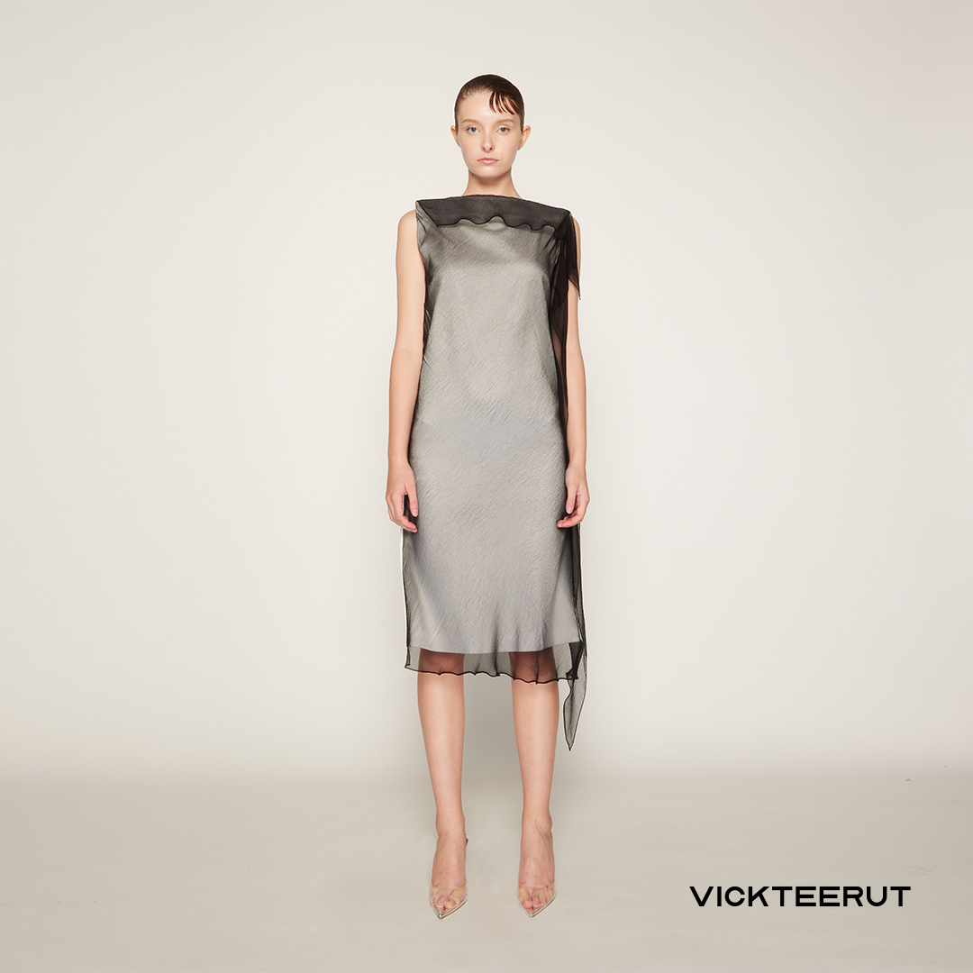 VICKTEERUT (ราคาปกติ 14,500-.) Spaghetti Strap Dress with Frilled Detailเดรสสายเดี่ยว ตกแต่งระบายชีฟอง DRY CLEAN ONLY ราคา 3,625 บาท*ส่งฟรี