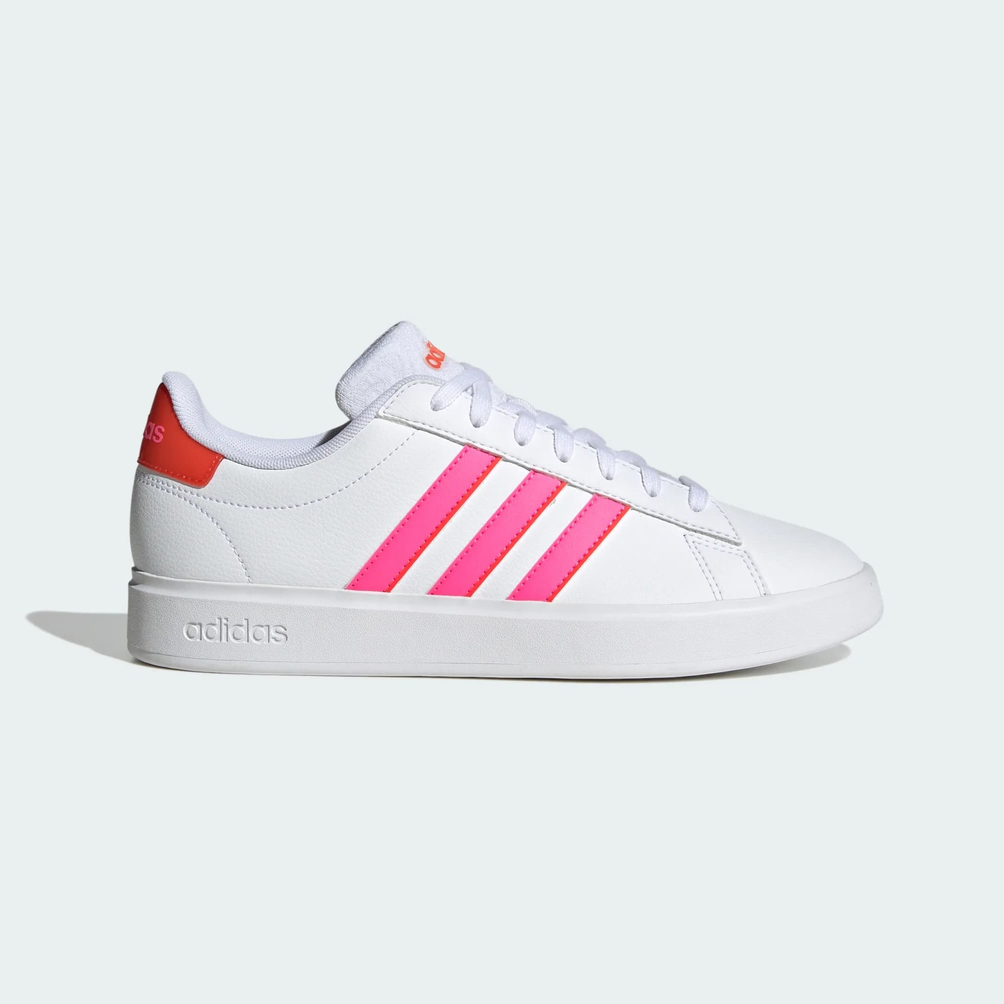 Adidas Women's Grand Court 2.0 Sneakers ราคา 2,000 บาท*ส่งฟรี