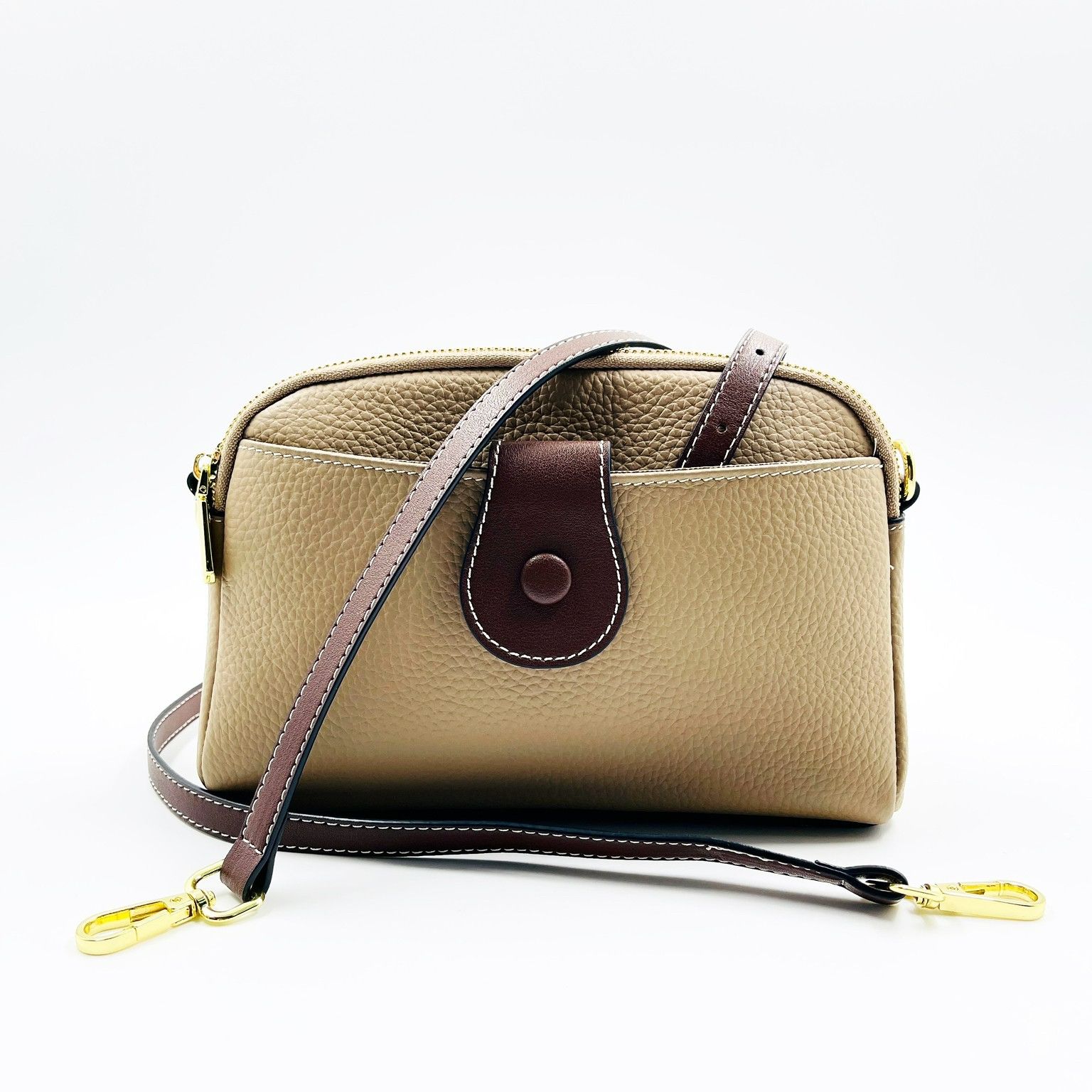 Coco London 1 x No. 88339 fashion long genuine cow leather shoulder bag ราคา 1,290 บาท*ส่งฟรี