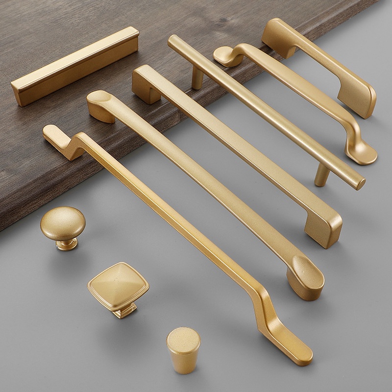 CC Woc 20cm Lime Grained Calfskin Gold Hardware