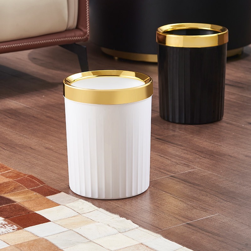 HH17-39 ถังขยะริ้วลายทางสีพื้นขอบทอง 12L. ก7-2 ราคา 203 บาท*ส่งฟรี