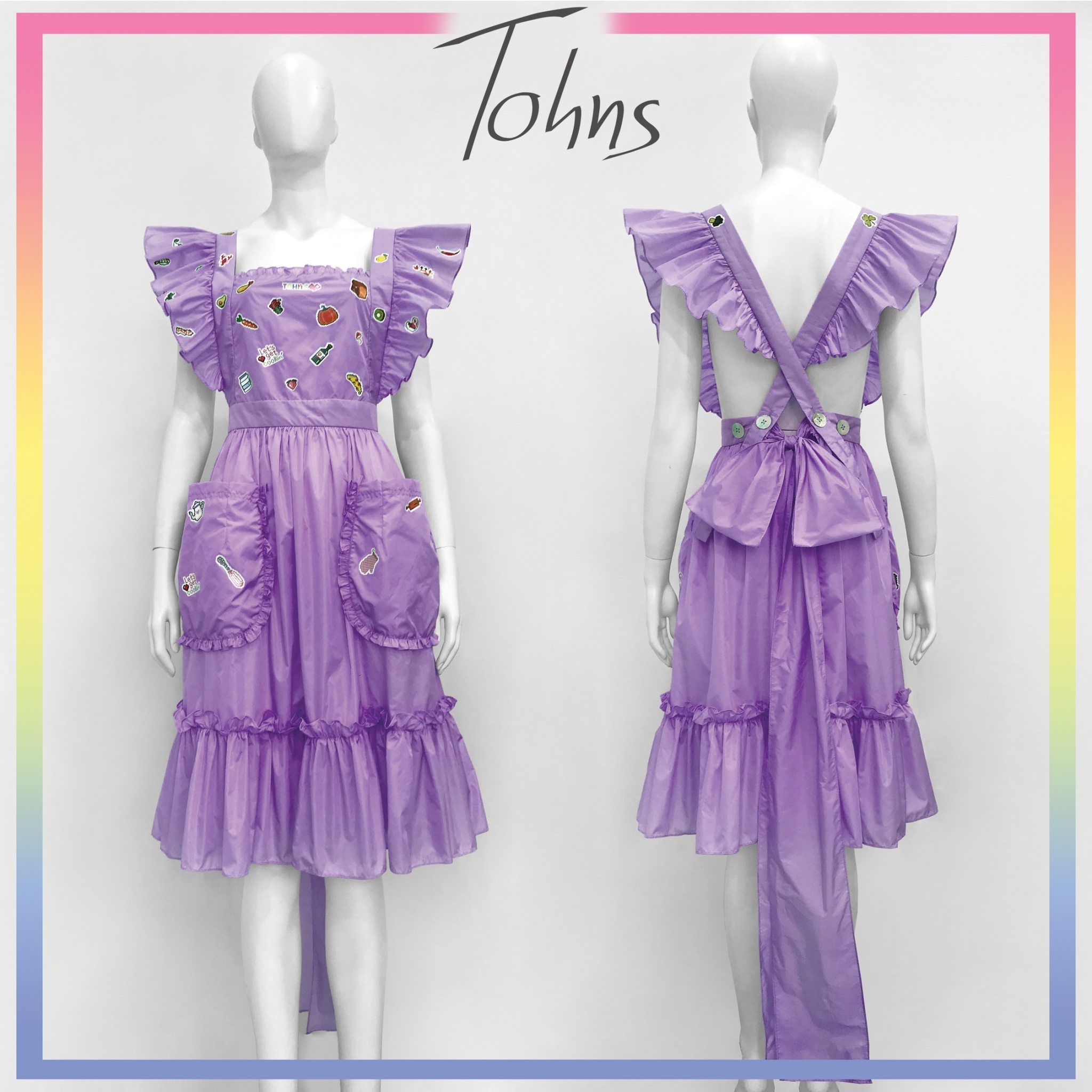 [Tohns] Sticker Taffeta Apron ชุดผ้ากันเปื้อนตกแต่งด้วยสติ๊กเกอร์ ราคา 500 บาท*ส่งฟรี