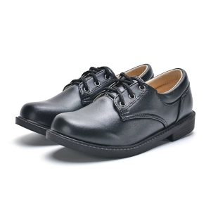 ภาพหน้าปกสินค้าCKS 2009│รองเท้านักเรียนชายแบบผูกเชือก รองเท้านักศึกษา หนังนิ่มมาก รองเท้านักเรียนชาย รองเท้านักเรียน Shool Shoes For Boys (27-45) ซึ่งคุณอาจชอบราคาและรีวิวของสินค้านี้