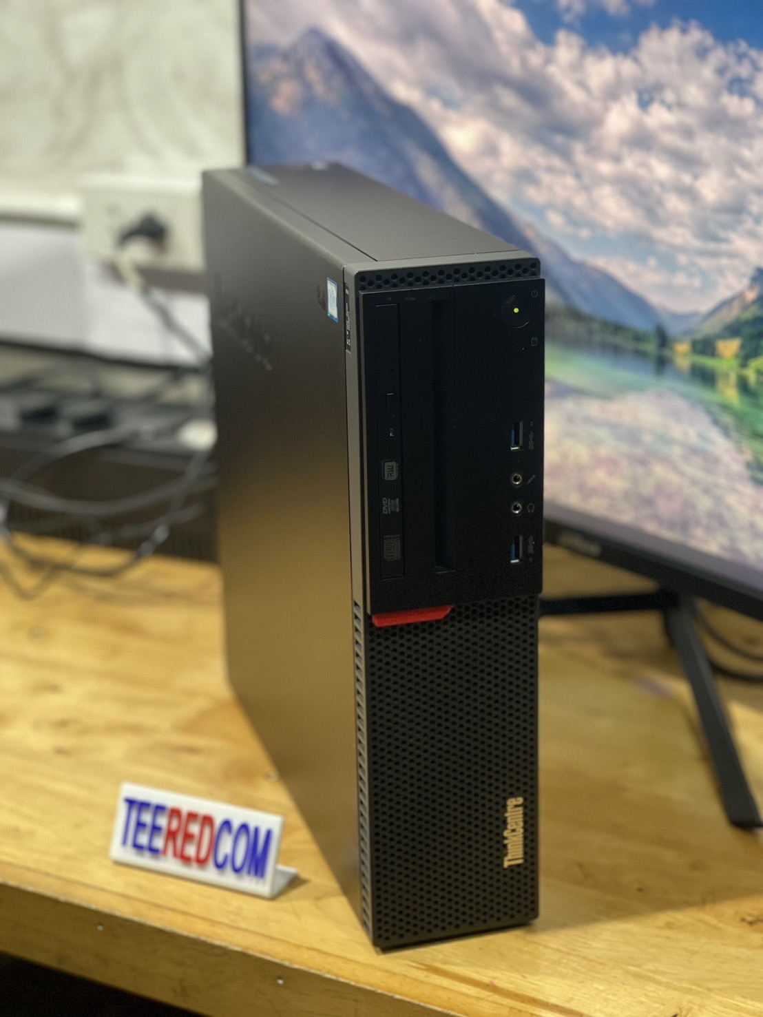 คอมตั้งโต๊ะ Lenovo Thinkcentre M900 Core I5 - 6500 Ram8-32 GB HDD-SSD 240G-1000 GB เคส SFF DP X2 /VGA X1 ออกได้3จอ "REFURBISHED" ราคา 2,250 บาท*ส่งฟรี