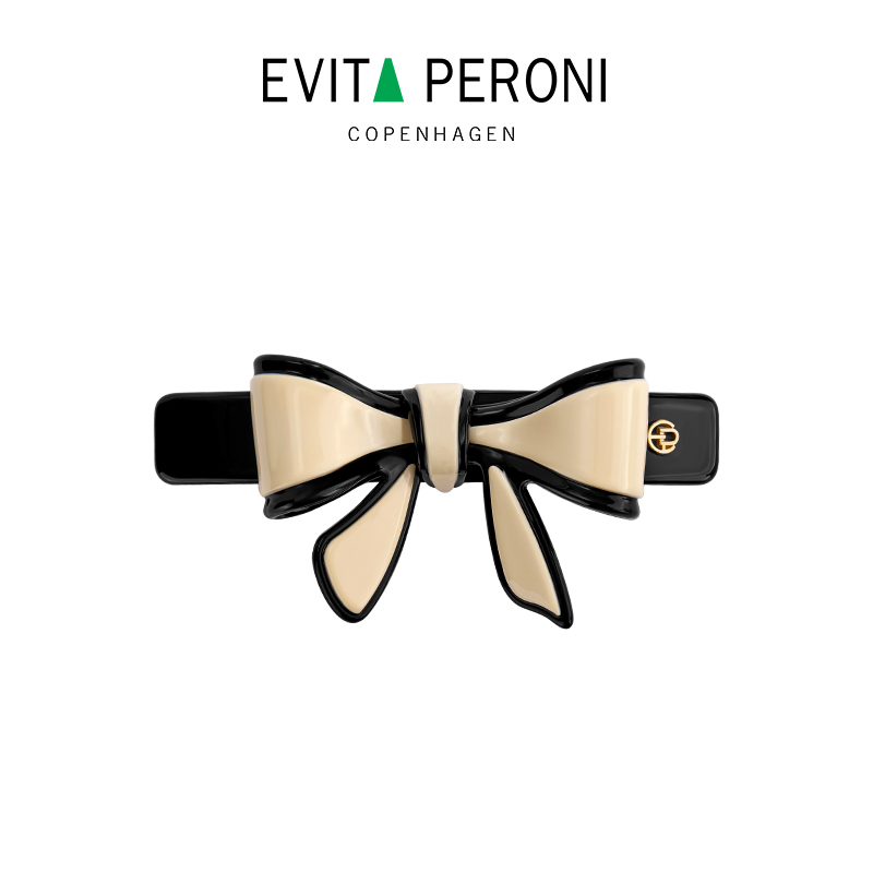 Evita Peroni Flipped Hair Barrette ราคา 1,390 บาท*ส่งฟรี