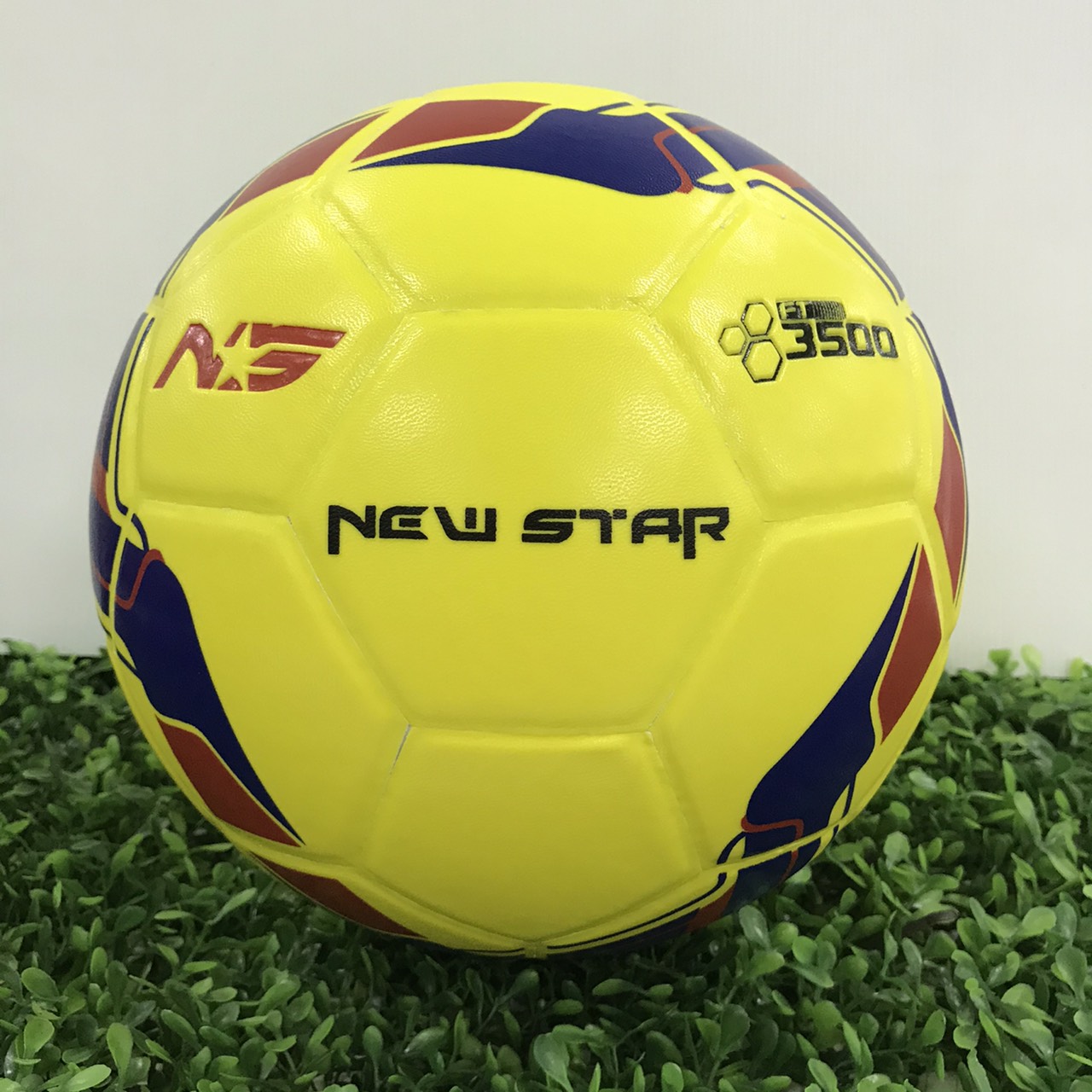 ลูกฟุตบอล FBT  รุ่น  New Star 35000