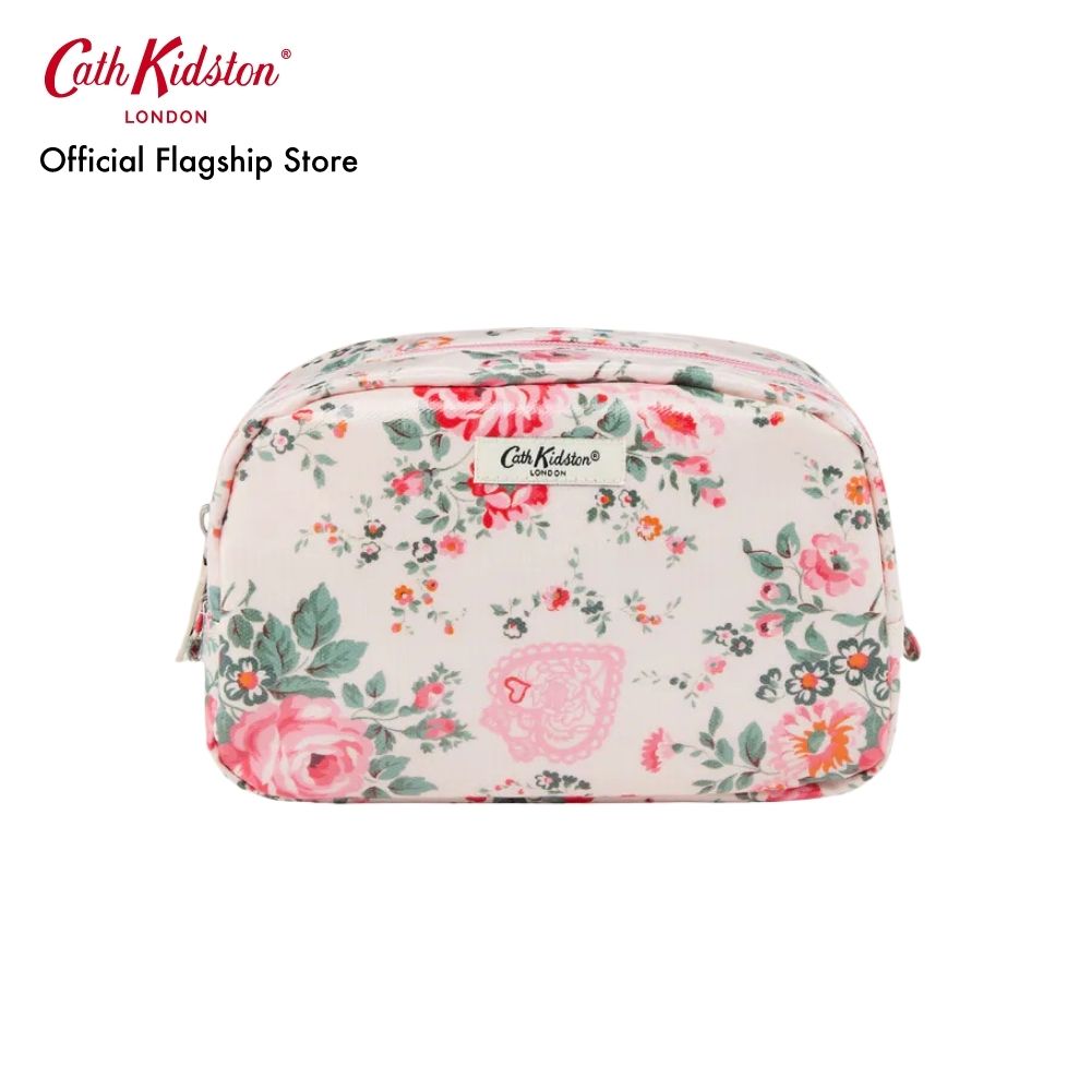 Cath Kidston Female Cosmetic Bag Hackney Rose White ราคา 1,350 บาท*ส่งฟรี