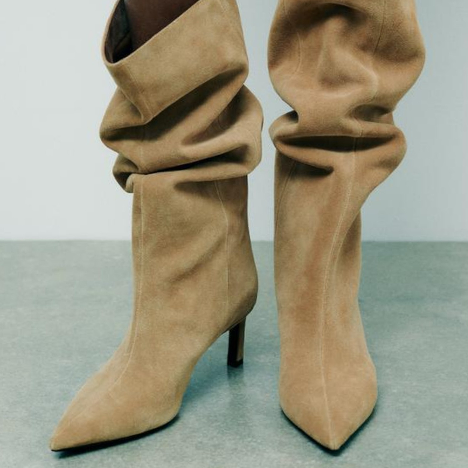 Zara-รองเท้าบูทส้นสูง หัวแหลม หนังเทียม-สีน้ำตาลอ่อน-A100-18 ราคา 5,464 บาท*ส่งฟรี