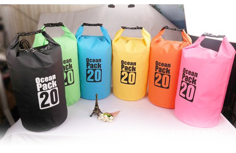 คำอธิบายเพิ่มเติมเกี่ยวกับ Ocean Pack 20L 6colors กระเป๋ากันน้ำขนาด20ลิตร มี6สีให้เลือก Ocean Pack 20L 6colors  20 liters waterproof bag ( available in 6 colors for choosing )