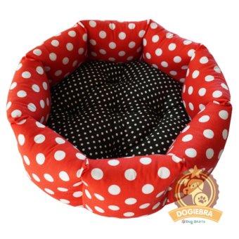 Dogiebra ที่นอนน้องหมา เบาะนอนสุนัข แบบวงกลม สีแดงลายจุด (ไซส์ M ขนาดเส้นผ่านศูนย์กลาง 50 cm. สูง18 cm.) Dogiebra ที่นอนน้องหมา เบาะนอนสุนัข แบบวงกลม สีแดงลายจุด (ไซส์ M ขนาดเส้นผ่านศูนย์กลาง 50 cm. สูง18 cm.)