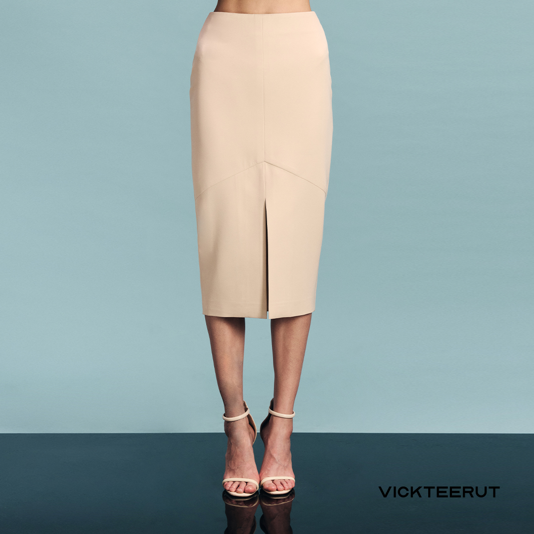 Vickteerut (Regular Price 9,480-.) Re-Edition Back Slit Pencil Skirt, Pencil Skirt with Back Slit. ราคา 3,792 บาท*ส่งฟรี
