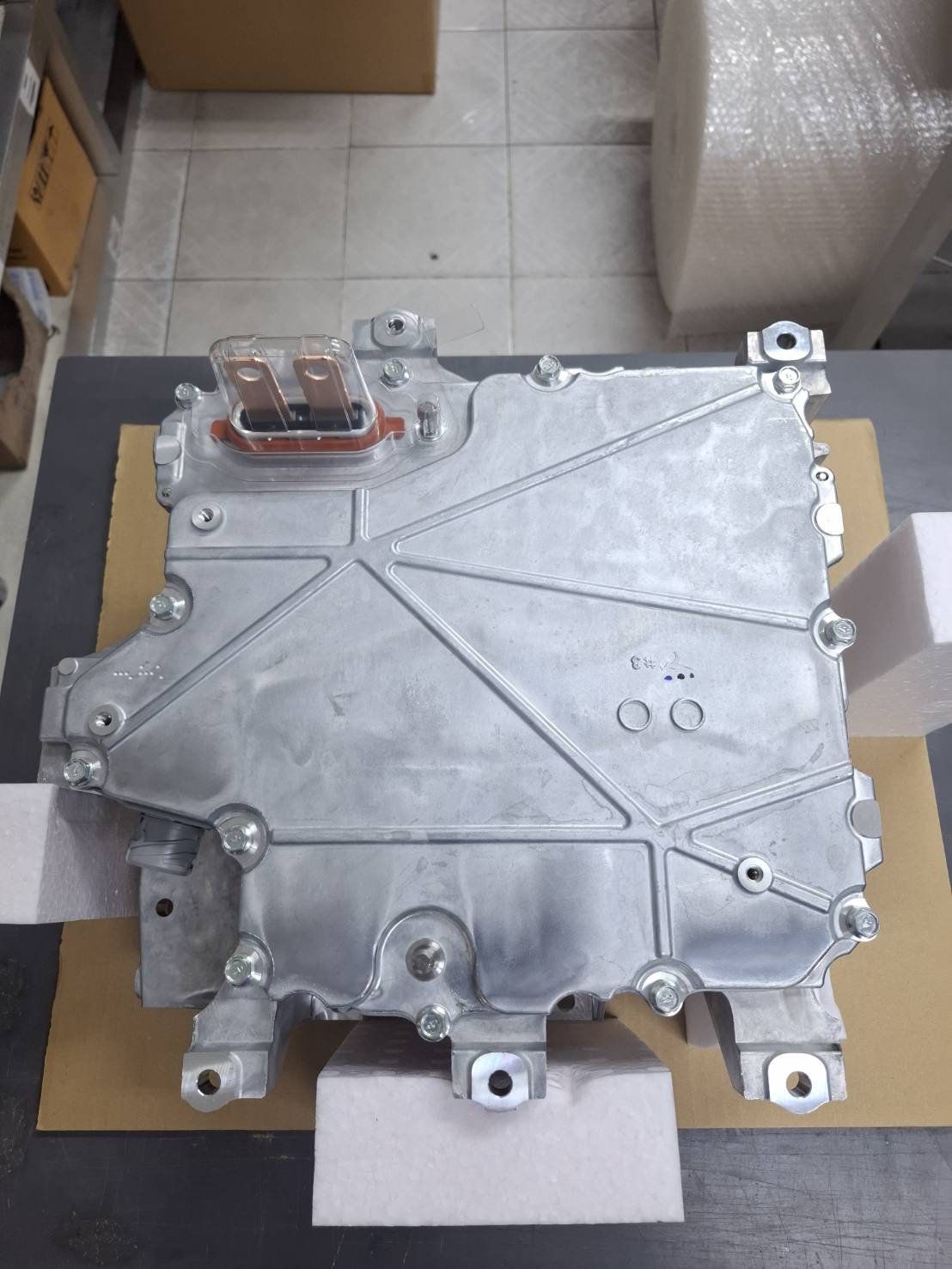 ชุดแปลงกระแสไฟฟ้า NISSAN LEAF 291A0-5SA0B INVERTER COMPL-POWER HEAD ราคา 240,000 บาท*ส่งฟรี