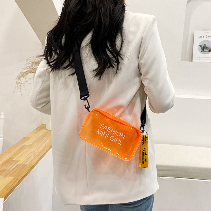 Small shoulder bag transparent messenger bag ราคา 68 บาท*ส่งฟรี