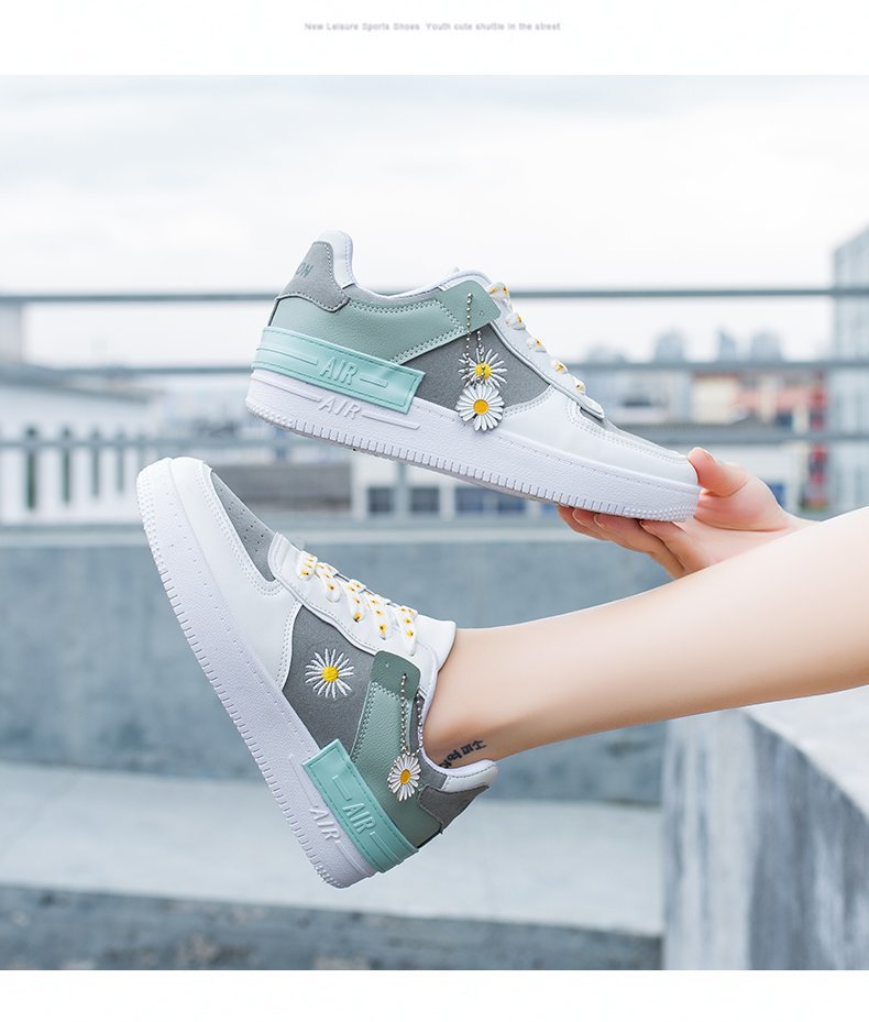 Pioneer Store 2022 mới giày thể thao daisy nhỏ thoáng khí của phụ nữ Hồng Kông phong cách macaron giản dị giày trắng 9