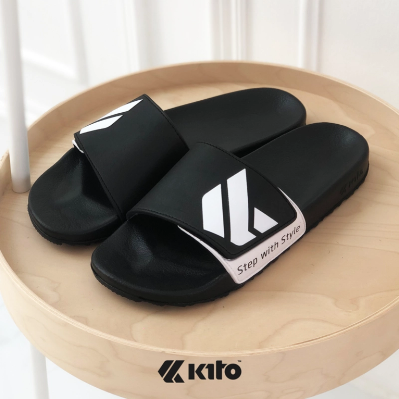 ภาพหน้าปกสินค้าKITO - AH68 รองเท้าแตะแบบสวมสีสุดเท่ สำหรับเด็ก 100%