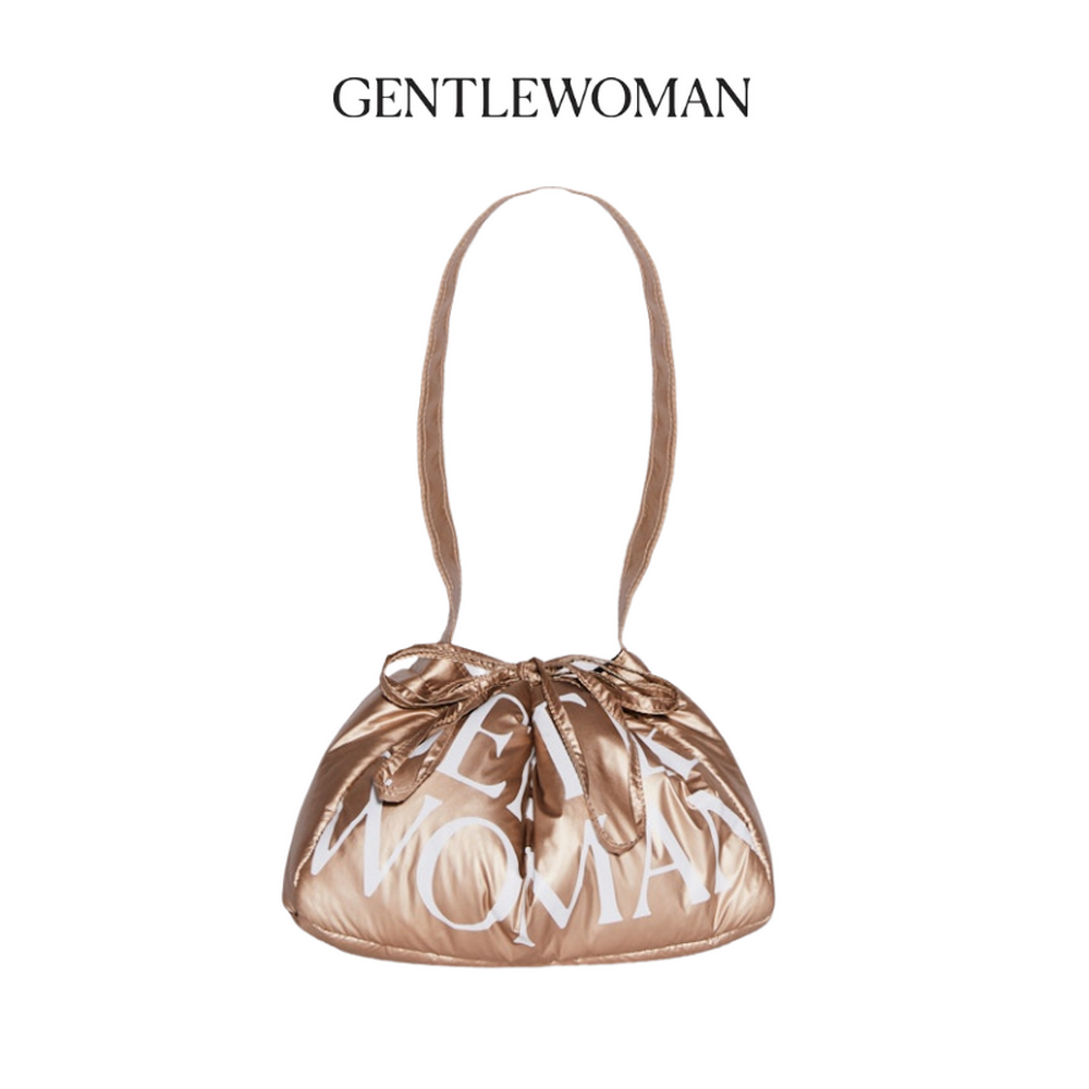 GENTLEWOMAN DUMPLING BAG GOLDEN CHAMPAGNE แชมเปญสีทองแฟชั่นกระเป๋าสะพ กระเป๋า ของผู้หญิง ถือ กระเป๋าแฟชั่น กระเป๋าทรงเกี๊ยว ถุงทองแชมเปญ ราคา 1,699 บาท*ส่งฟรี