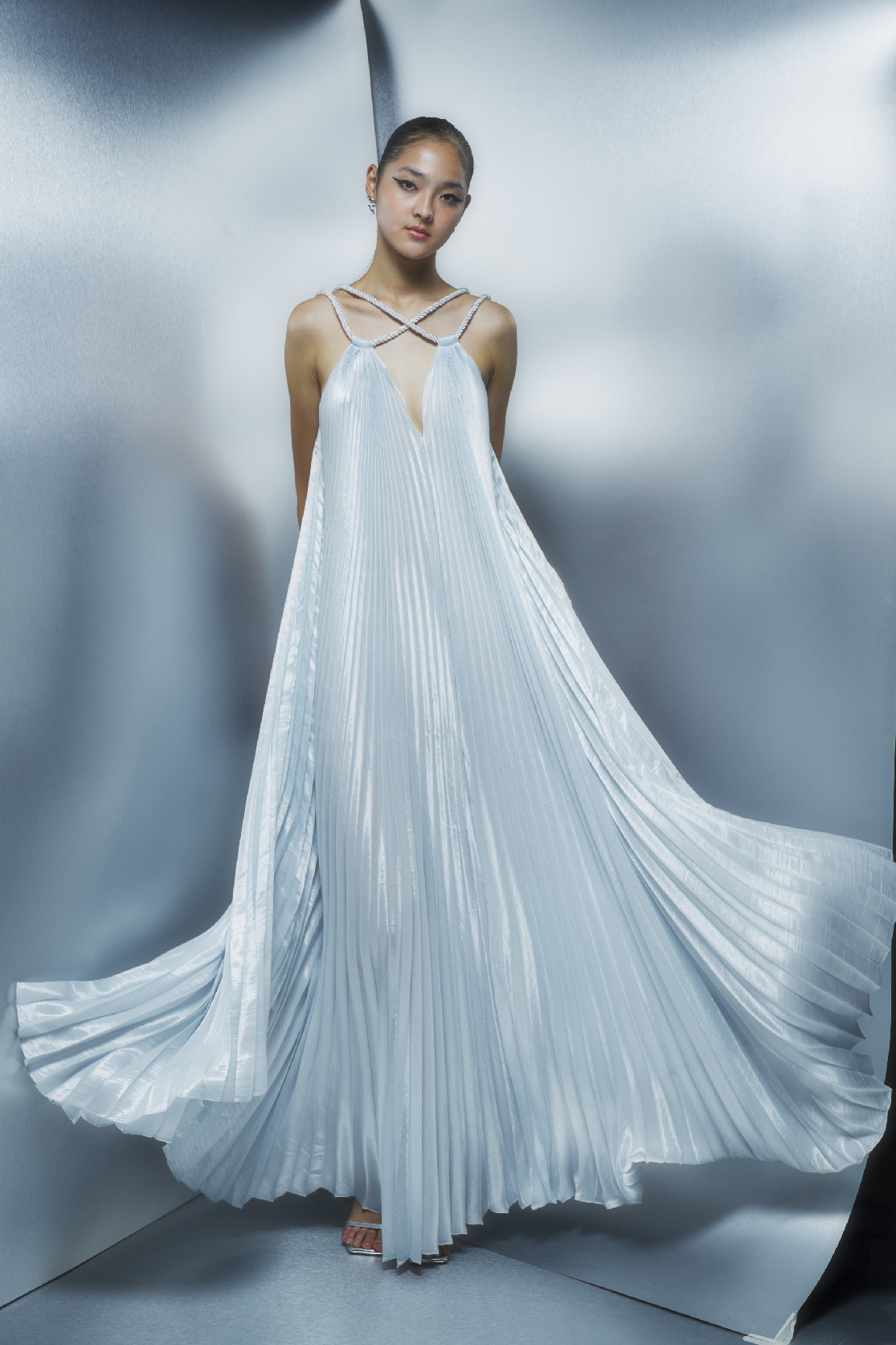 Nichp : Eternity Collection : Naomi Dress ราคา 6,590 บาท*ส่งฟรี