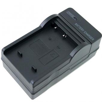 EN-EL15 Charger แท่นชาร์จแบตเตอรี่นิคอนในบ้านและในรถ กล้อง Nikon D500,D600,D610,D750,D800,D800E,D810 EN-EL15 Charger แท่นชาร์จแบตเตอรี่นิคอนในบ้านและในรถ กล้อง Nikon D500,D600,D610,D750,D800,D800E,D810