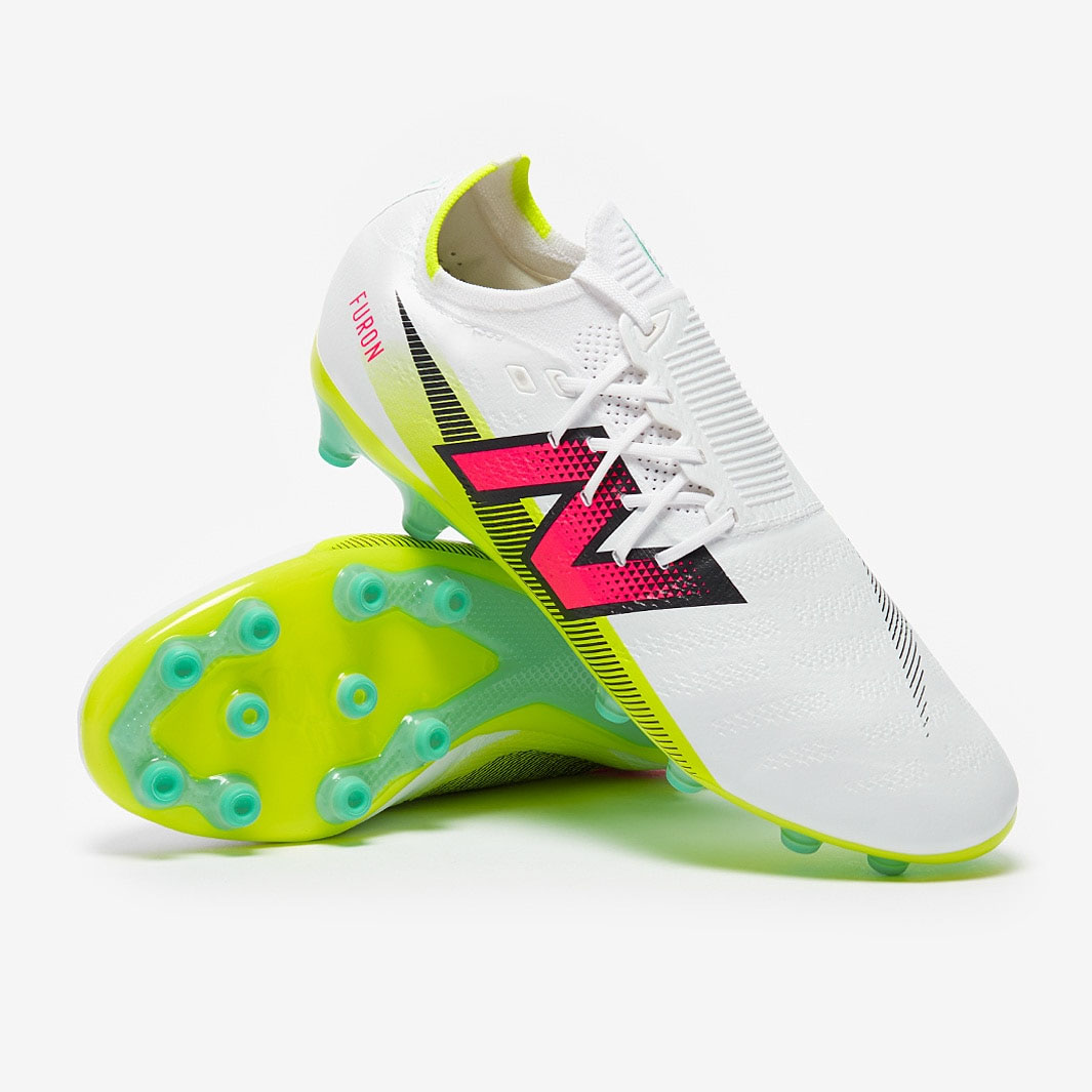 รองเท้าฟุตบอล New Balance Furon V7+ Pro AG ราคา 15,000 บาท*ส่งฟรี