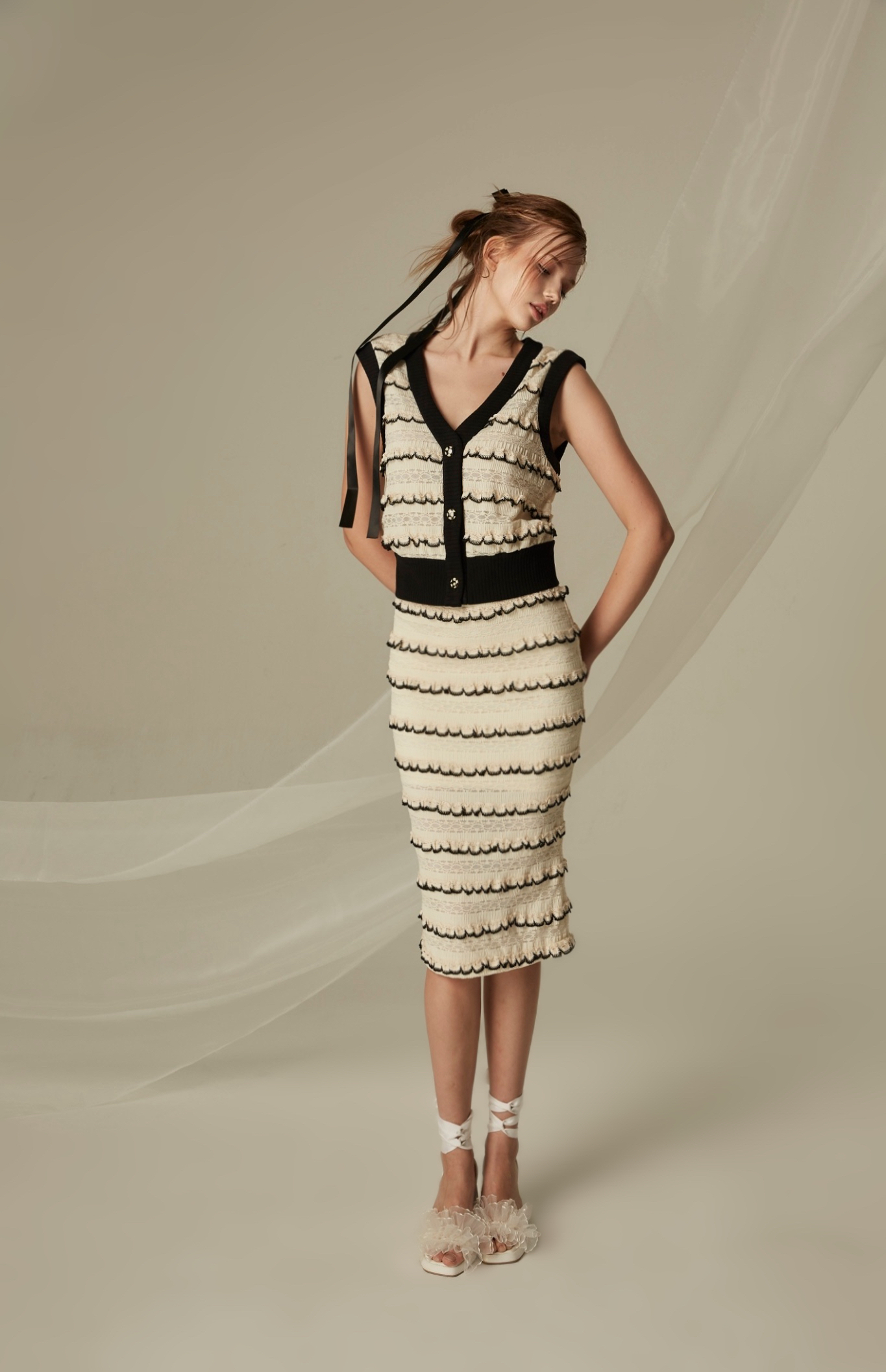 Sk006Crhl24_Thea by Thara Ruffle Skirt, Pencil Skirt, Good Fit, Keeps Its Shape. ราคา 5,565 บาท*ส่งฟรี