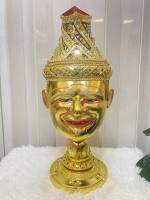 เศียรครู พ่อแก่ พระพรตมุณี ขนาดครอบ รุ่นพรีเมี่ยม งานกระดาษ แข็งแรง ปิดทองเค ประดับเพชรและกระจก วาดลายถมดำดอกพุดตาล พร้อมฐานไม้อัดสีแดงฟรี