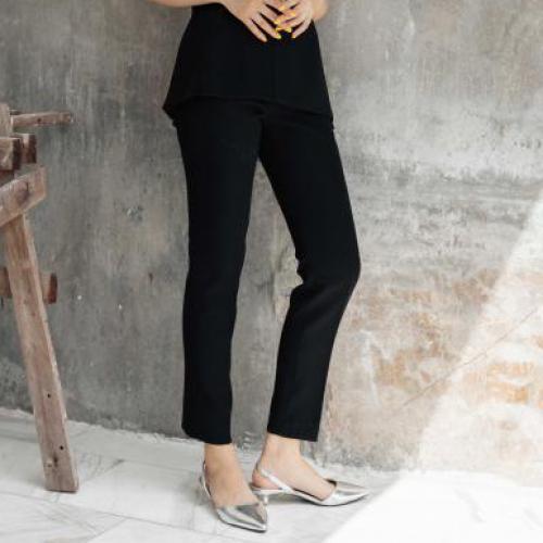 PIMNATTA Iris Pants กางเกงขาเดฟ สีดำ