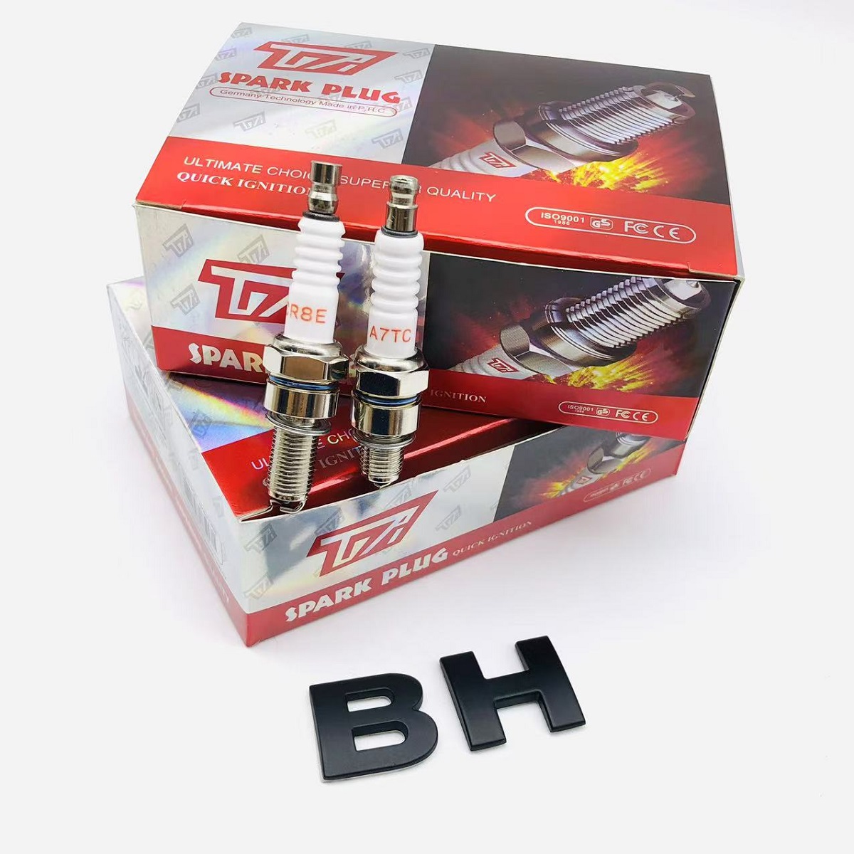 Spark plug TDR A7TC-CR8E red box for Honda Wave 100 suitable for 1 / 10 motorcycle. ราคา 39 บาท*ส่งฟรี