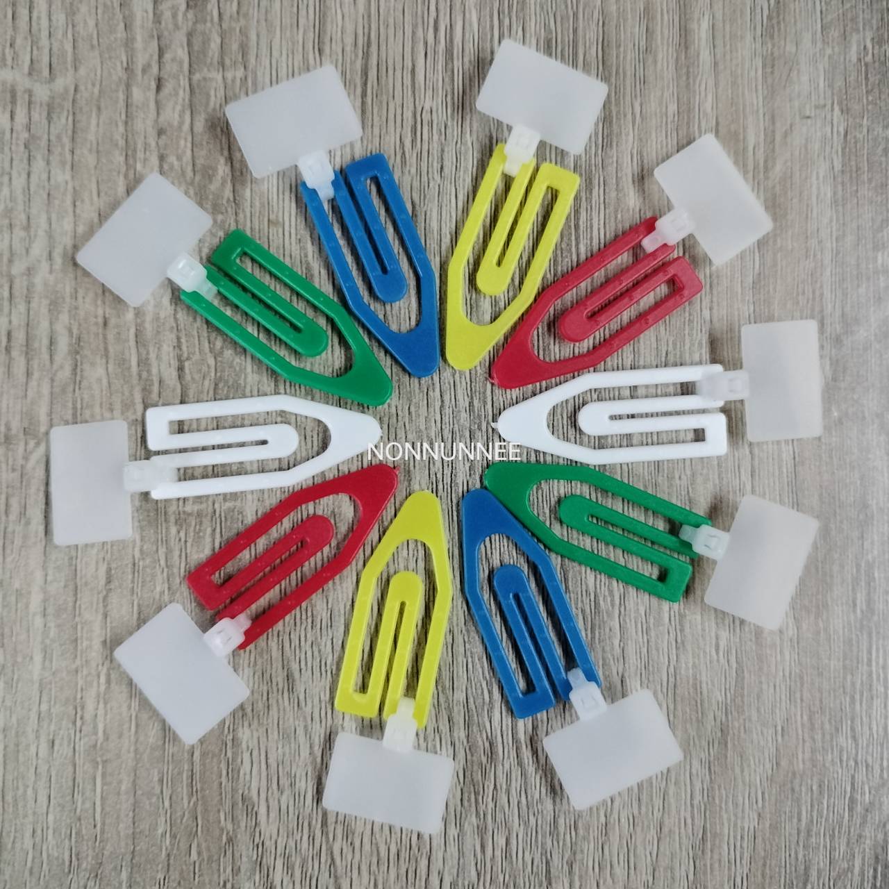 Picture Hanging String Clips