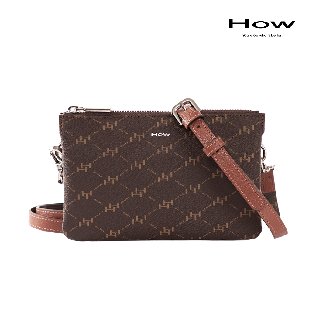 How กระเป๋าสะพาย Crossbody รุ่น HHH0441- สีน้ำตาล ราคา 2,290 บาท*ส่งฟรี