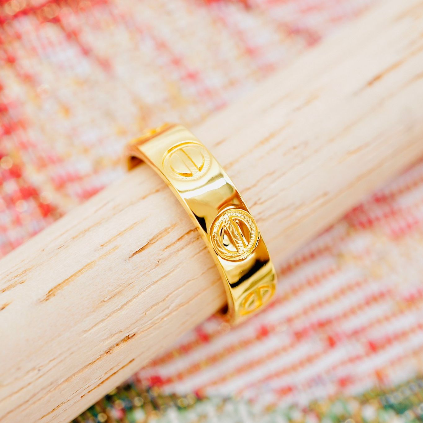 [Pcpy Jewelry] Genuine Gold Ring (37.5% Gold) 💎 Genuine 9K Gold for Sale, Comes with a Guarantee Card [9Kprb209] ราคา 17,990 บาท*ส่งฟรี